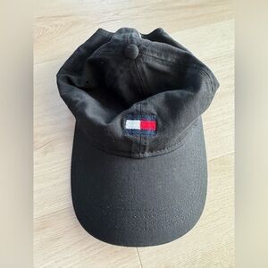 Tommy Hilfiger cap